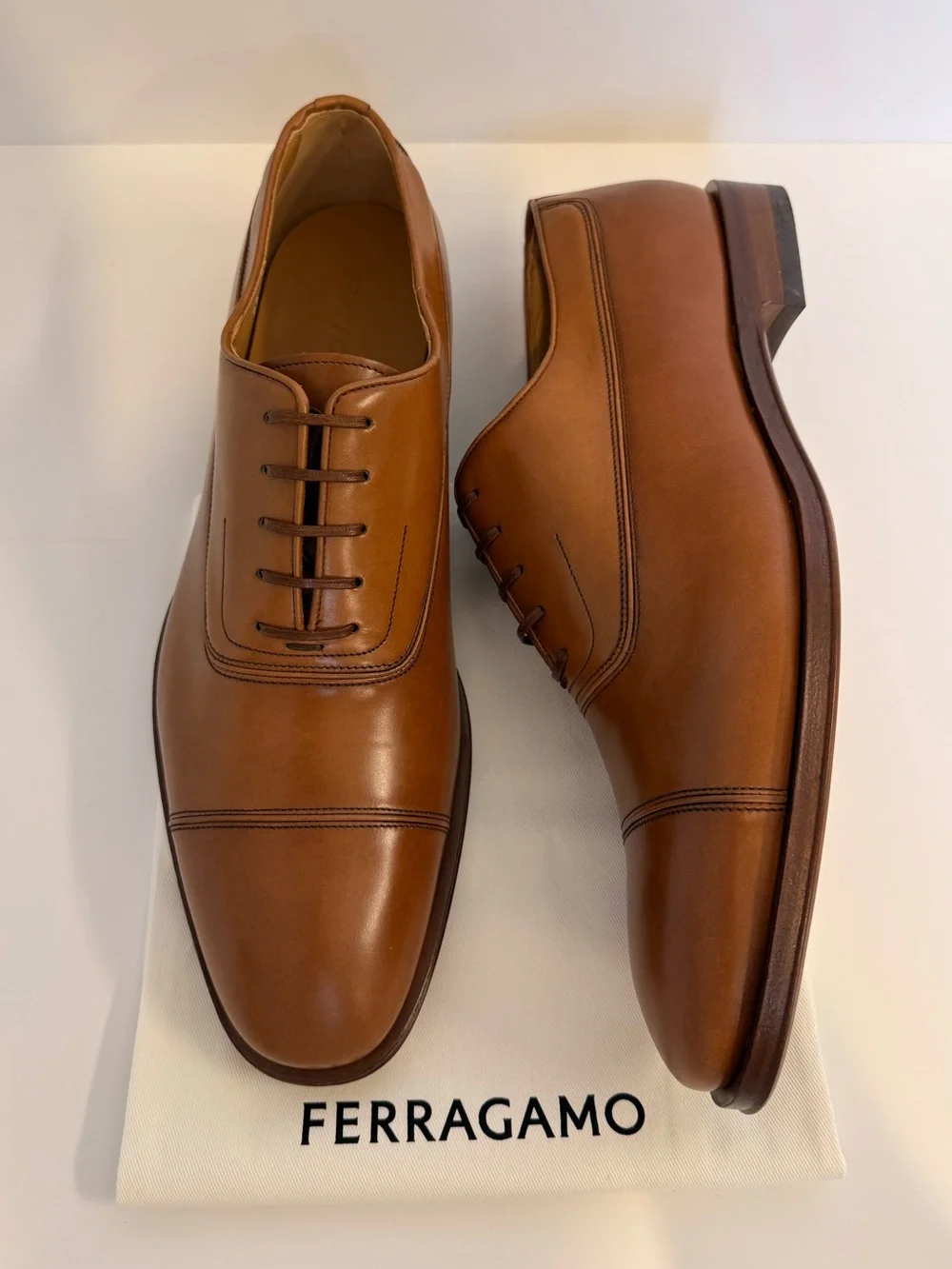 Ferragamo Men's Fermin‎ Leather Oxford Shoes Size 10.5 EE